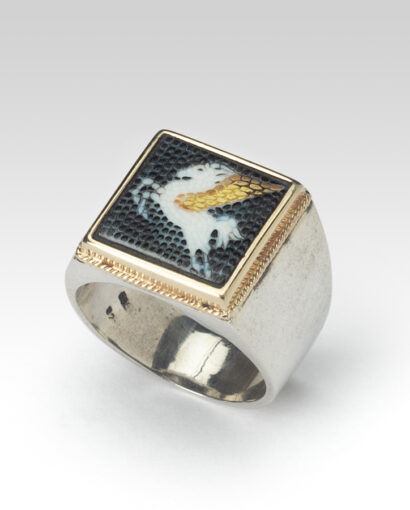 Pegasus micromosaic ring in silver and gold Micromosaic Pegasus