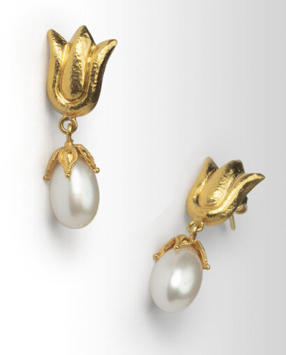 Pearl drops earrings Contemporary Earrings